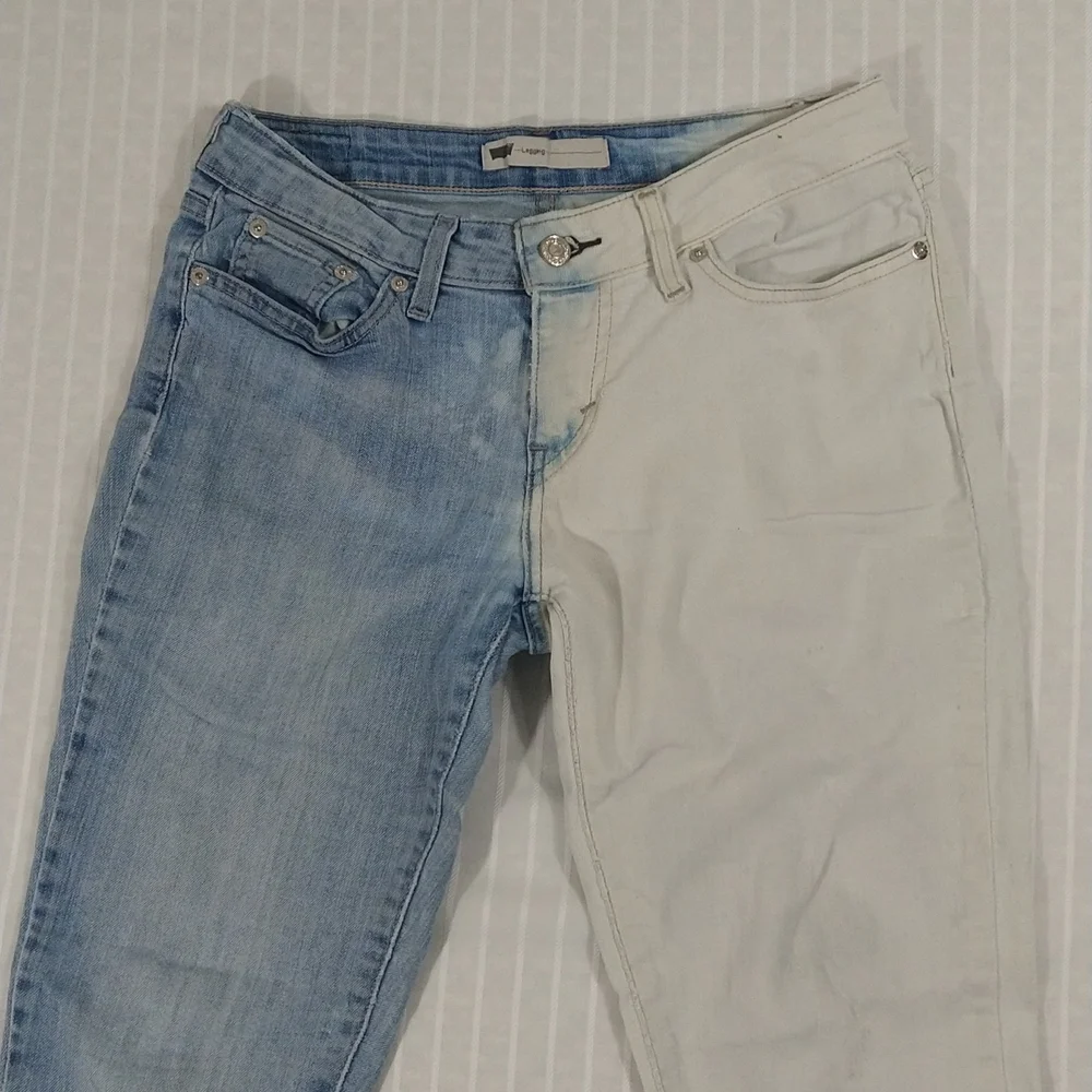 Levis Women Jean Leggings - Picture 2 of 10